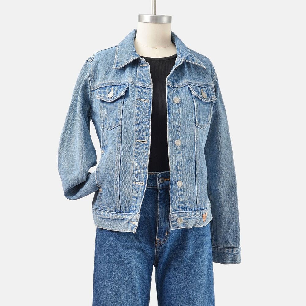 Vintage 90s Guess Jean Jacket Short Fitted Trucker Light Wash Denim Jacket XS
